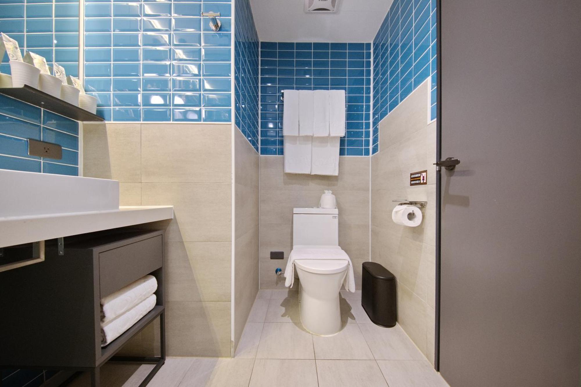 Olah Poshtel - Hualien Zhongfu Hotel Екстериор снимка